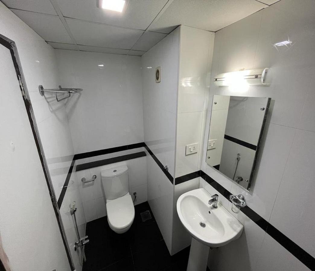 Daffodil Inn Velankanni Exteriör bild